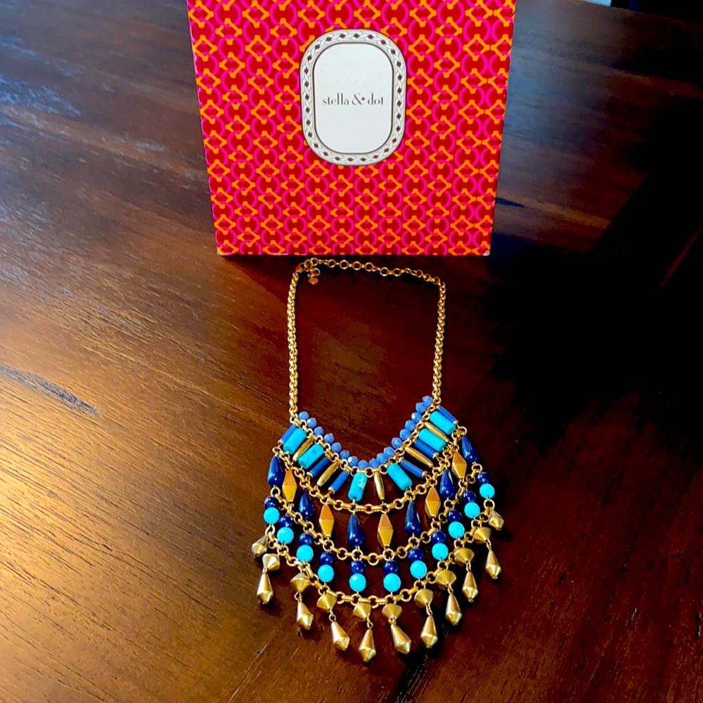 Stella & Dot Necklace